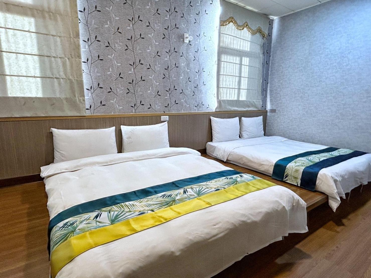 Fulong Hotel Чжунли Экстерьер фото